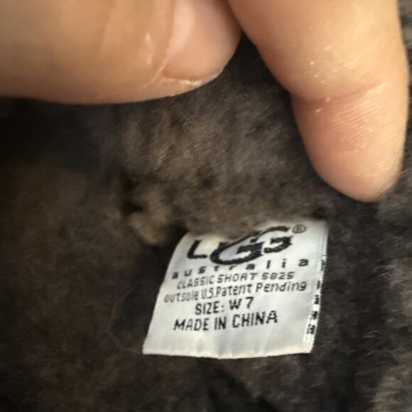 Ugg Classic Short Grey Winter Boots Shearling Lined Women's Size 7 - Picture 7 of 8